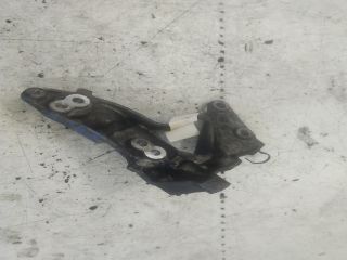 bontott FORD FOCUS II Generátor Tartó Bak