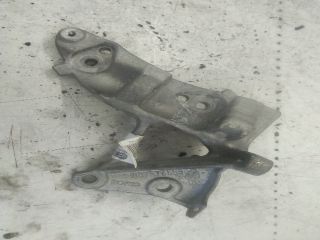 bontott FORD FOCUS II Generátor Tartó Bak