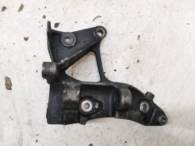 bontott FORD FOCUS II Generátor Tartó Bak