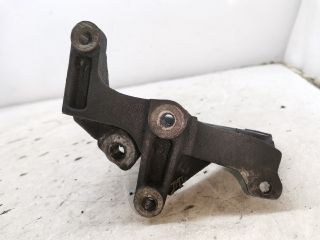 bontott FORD FOCUS II Generátor Tartó Bak