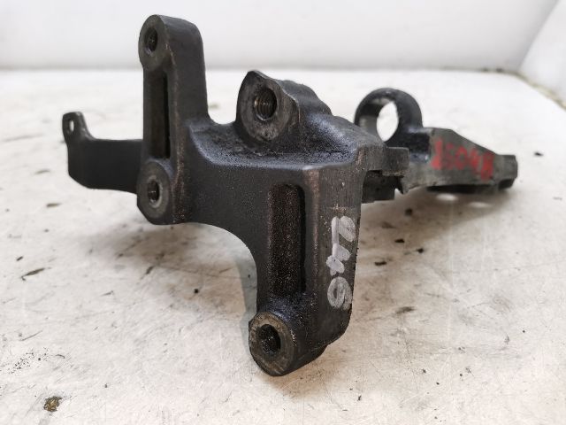 bontott FORD FOCUS II Generátor Tartó Bak