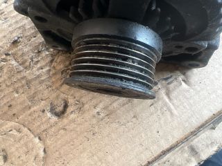 bontott FORD FOCUS II Generátor