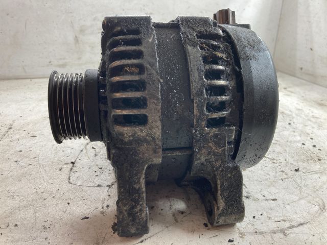 bontott FORD FOCUS II Generátor