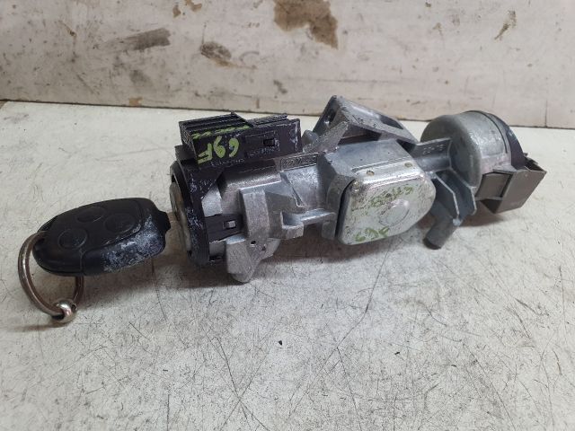 bontott FORD FOCUS II Gyújtáskapcsoló Házzal