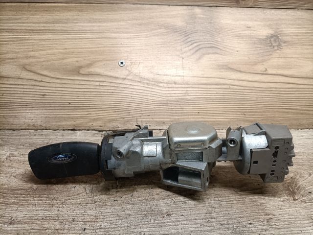 bontott FORD FOCUS II Gyújtáskapcsoló Házzal
