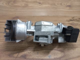 bontott FORD FOCUS II Gyújtáskapcsoló Házzal