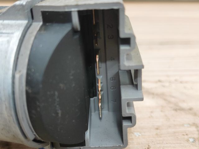 bontott FORD FOCUS II Gyújtáskapcsoló Házzal