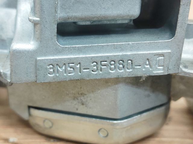 bontott FORD FOCUS II Gyújtáskapcsoló Házzal