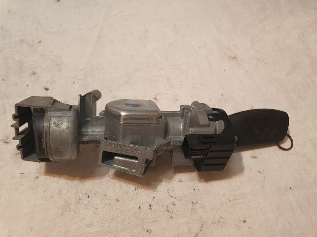 bontott FORD FOCUS II Gyújtáskapcsoló Házzal