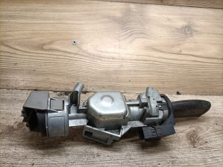 bontott FORD FOCUS II Gyújtáskapcsoló Házzal