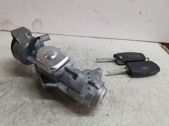 bontott FORD FOCUS II Gyújtáskapcsoló Házzal