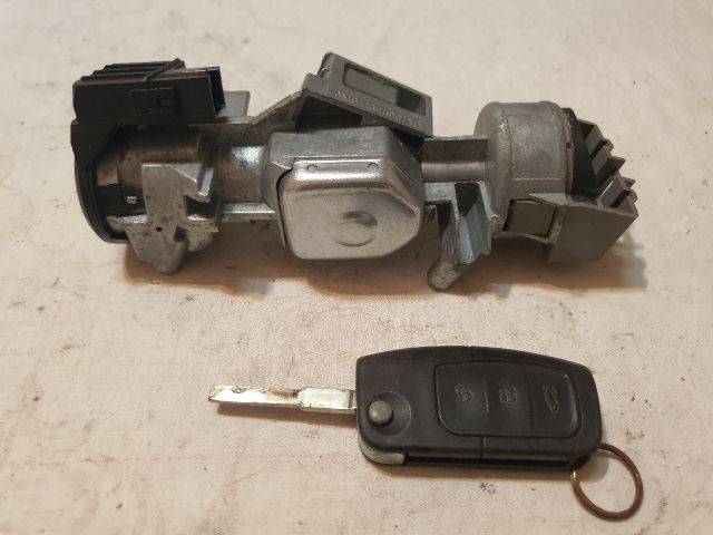 bontott FORD FOCUS II Gyújtáskapcsoló Házzal