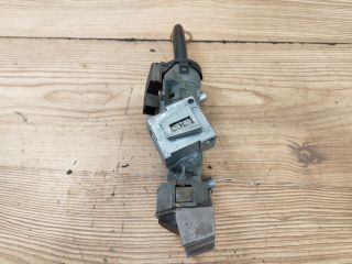 bontott FORD FOCUS II Gyújtáskapcsoló Házzal