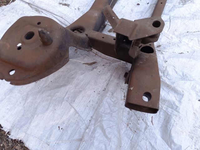 bontott FORD FOCUS II Hátsó Bölcső