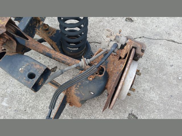 bontott FORD FOCUS II Hátsó Futómű (Részeivel)
