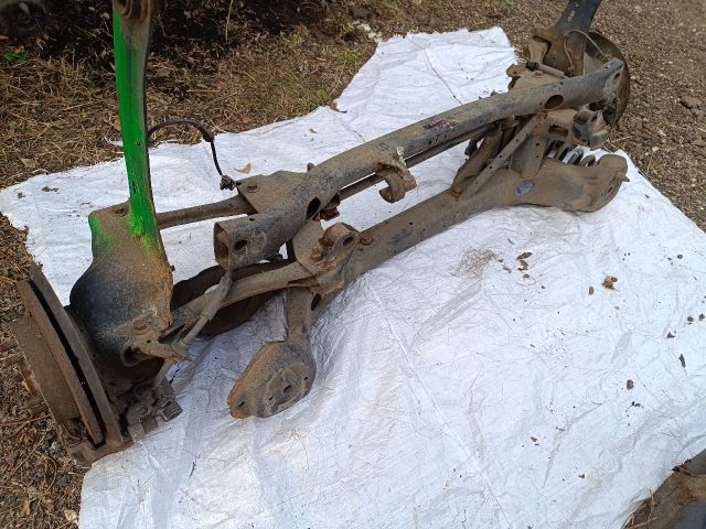 bontott FORD FOCUS II Hátsó Futómű (Részeivel)