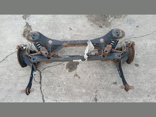 bontott FORD FOCUS II Hátsó Futómű (Részeivel)