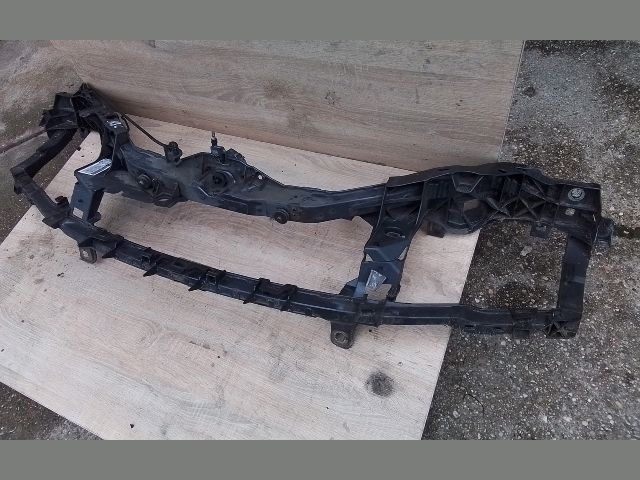 bontott FORD FOCUS II Homlokfal (Üres lemez)