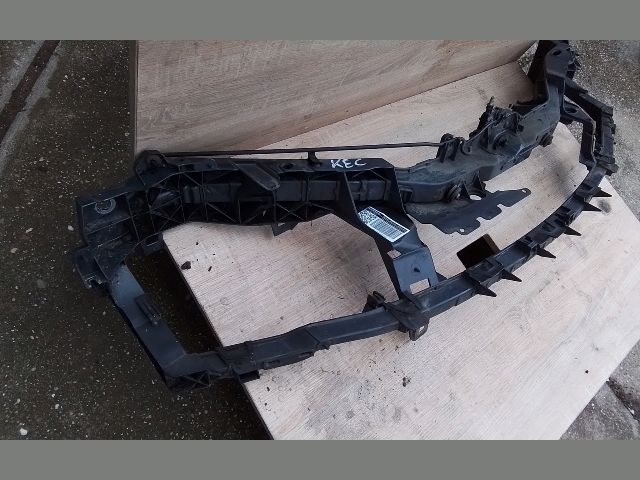 bontott FORD FOCUS II Homlokfal (Üres lemez)