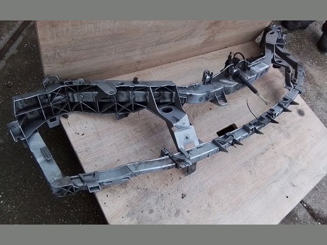 bontott FORD FOCUS II Homlokfal (Üres lemez)