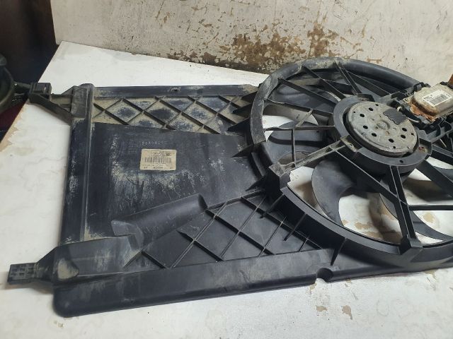 bontott FORD FOCUS II Hűtőventilátor