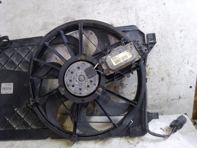 bontott FORD FOCUS II Hűtőventilátor