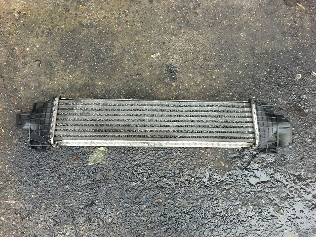 bontott FORD FOCUS II Intercooler
