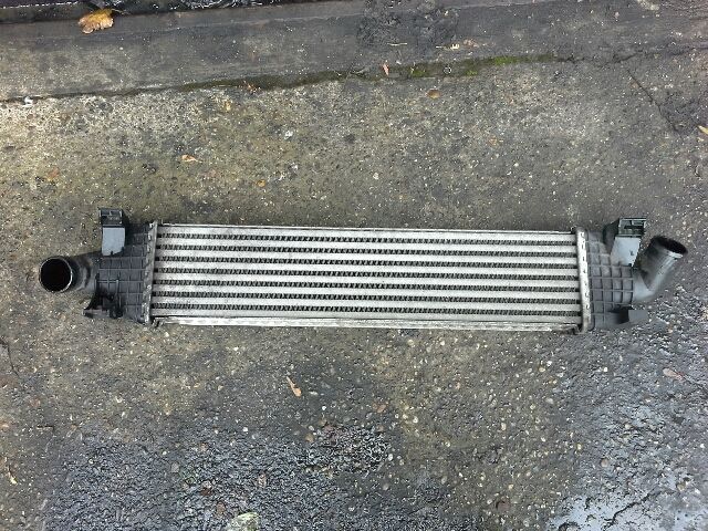 bontott FORD FOCUS II Intercooler