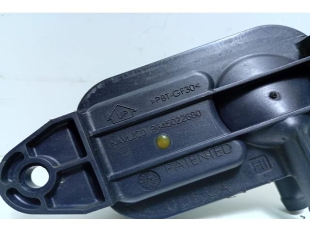 bontott FORD FOCUS II Jeladó (Magában)