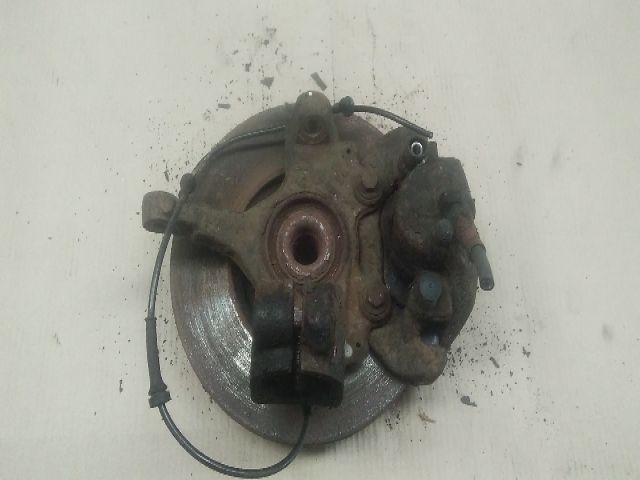 bontott FORD FOCUS II Jobb első Csonkállvány Kerékaggyal