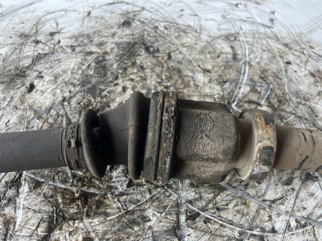 bontott FORD FOCUS II Jobb Féltengely