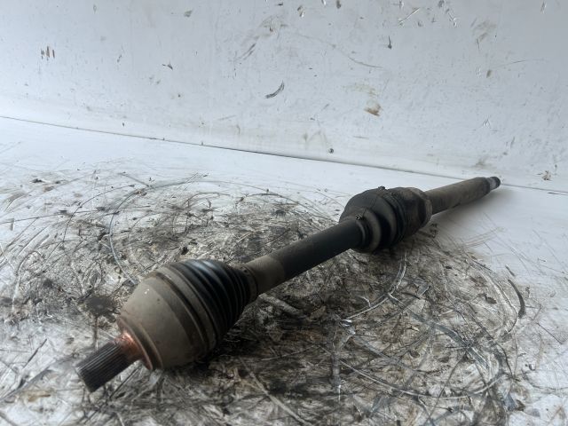 bontott FORD FOCUS II Jobb Féltengely