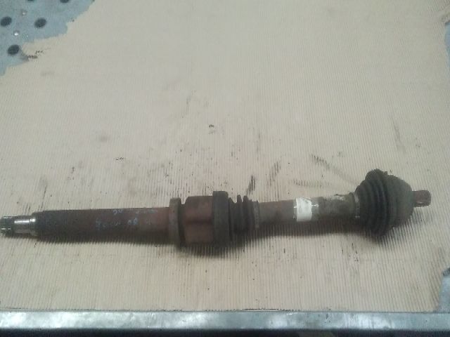 bontott FORD FOCUS II Jobb Féltengely