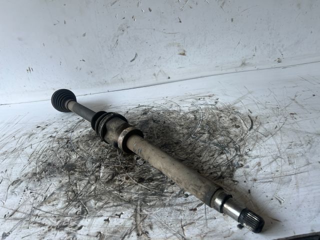 bontott FORD FOCUS II Jobb Féltengely