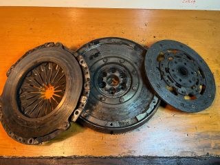 bontott FORD FOCUS II Kettős tömegű Lendkerék