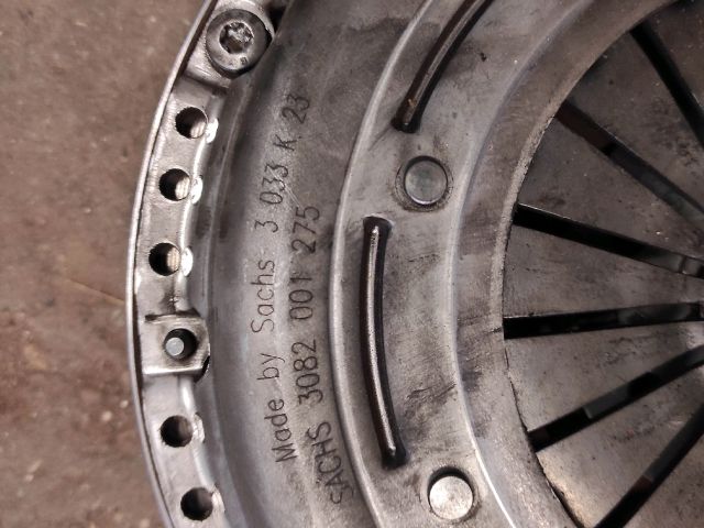 bontott FORD FOCUS II Kettős tömegű Lendkerék