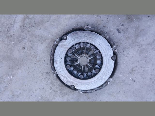 bontott FORD FOCUS II Kettős tömegű Lendkerék