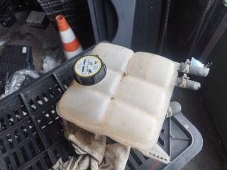 bontott FORD FOCUS II Kiegyenlítő Tartály