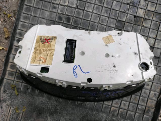 bontott FORD FOCUS II Kilométeróra