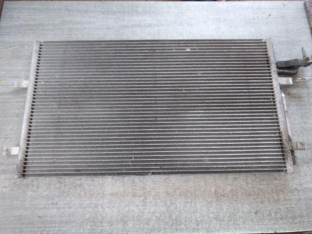 bontott FORD FOCUS II Klímahűtő Radiátor