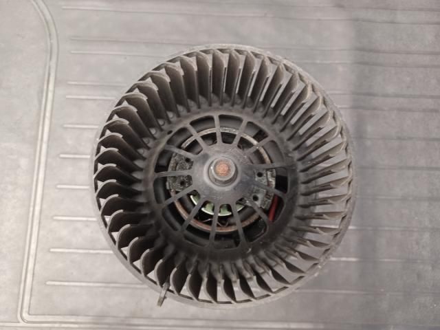 bontott FORD FOCUS II Klímahűtő Ventilátor