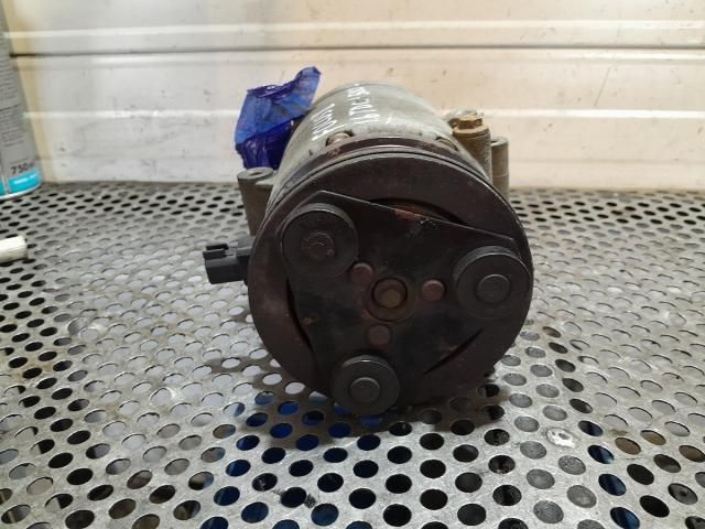 bontott FORD FOCUS II Klímakompresszor