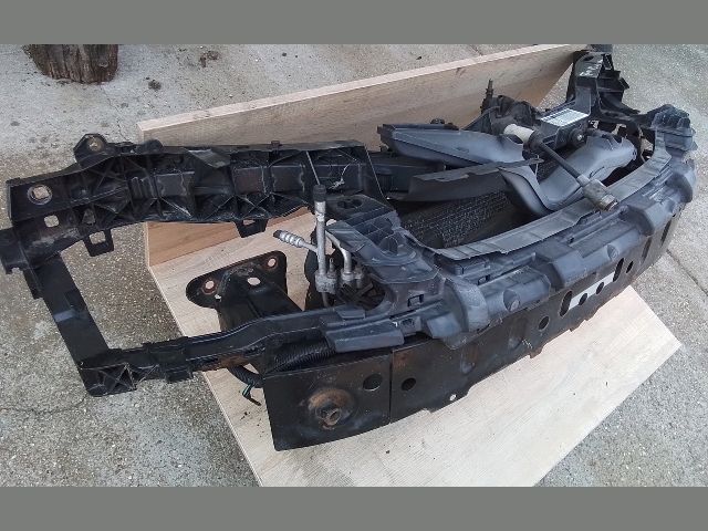 bontott FORD FOCUS II Komplett Homlokfal (Részeivel)