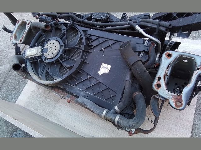 bontott FORD FOCUS II Komplett Homlokfal (Részeivel)