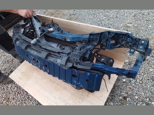 bontott FORD FOCUS II Komplett Homlokfal (Részeivel)