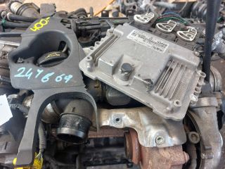 bontott FORD FOCUS II Komplett Motor (Segédberendezésekkel)