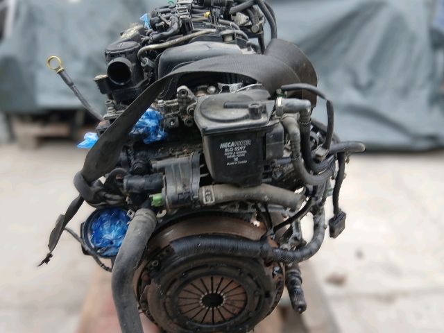 bontott FORD FOCUS II Komplett Motor (Segédberendezésekkel)