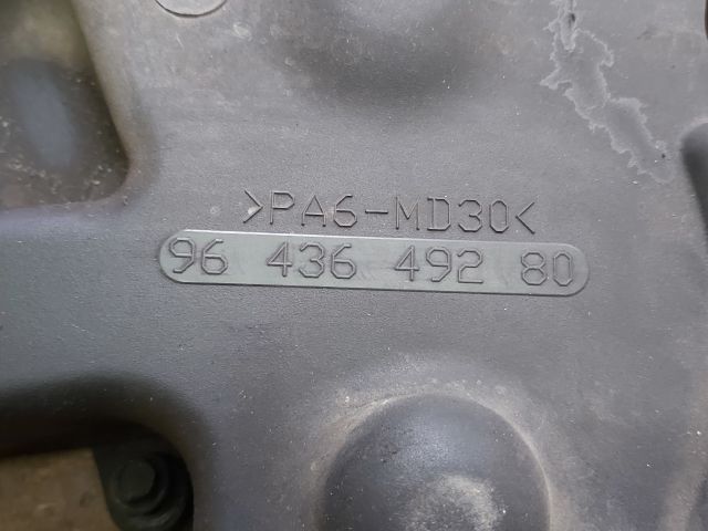 bontott FORD FOCUS II Komplett Vezérlés Burkolat