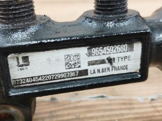 bontott FORD FOCUS II Közösnyomócső