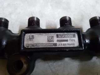 bontott FORD FOCUS II Közösnyomócső